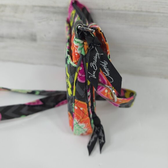 VERA BRADLEY MULTICOLOR FLORAL SMALL RECTANGLE CROSSBODY BAG LIGHTWEIGHT *EUC*.. - Picture 10 of 16